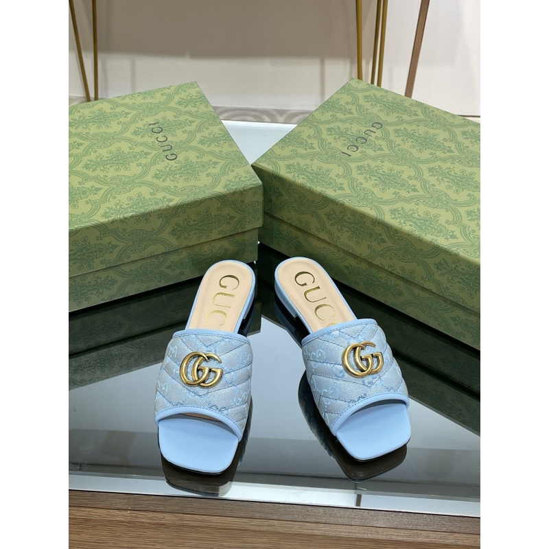 G*u*i slippers